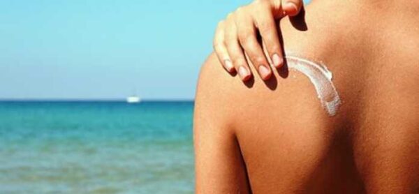 Ποιες τροφές χαρίζουν φυσικό μαύρισμα