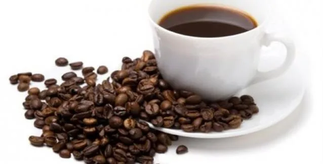Η καθημερινή κατανάλωση καφέ συντελεί σε περισσότερα χρόνια ζωής