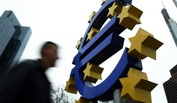 ΕΚΤ: Μειώθηκε ο αριθμός των πλαστών χαρτονομισμάτων ευρώ στο πρώτο εξάμηνο του 2017