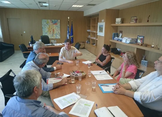 Με εκπροσώπους της ΔΕΗ και της ΕΥΔΑΠ συναντήθηκε ο Υφυπουργός Παιδείας