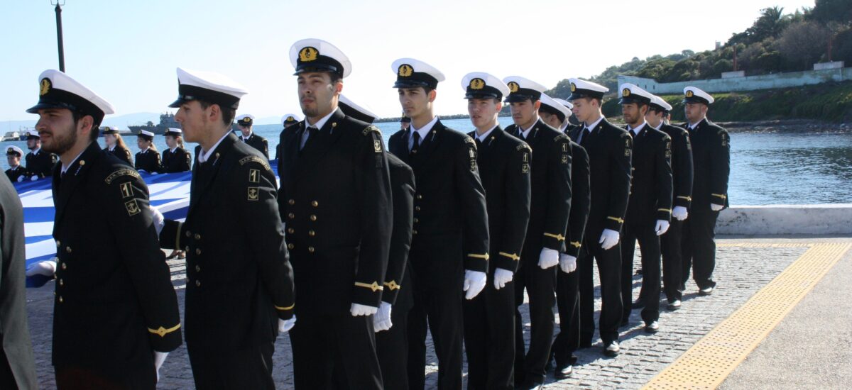 AEN: Περισσότερους Έλληνες αξιωματικούς έχει ανάγκη η αγορά