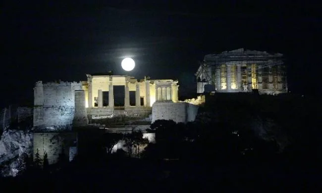 Εκδηλώσεις για την αυγουστιάτικη πανσέληνο σε 115 αρχαιολογικούς χώρους και μουσεία