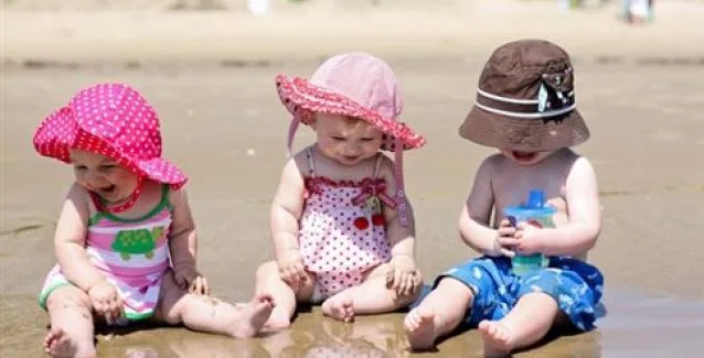 Όχι αντηλιακά σε βρέφη πριν την ηλικία των έξι μηνών, λέει ο FDA