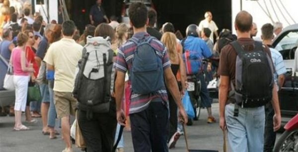 Τι να κάνετε για να μην πάρετε κιλά στις διακοπές