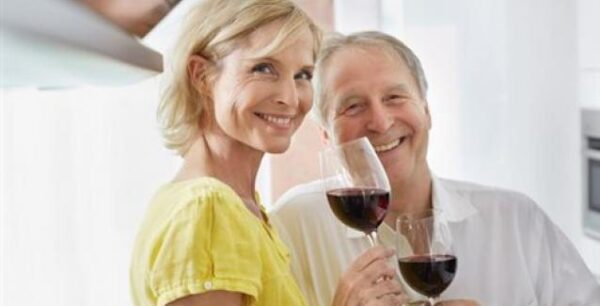 Ασπίδα κατά της άνοιας η μετριοπαθής κατανάλωση αλκοόλ