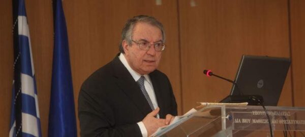 Ο Γ. Μπαμπινιώτης για τα σημαντικότερα προβλήματα της παιδείας στην Ελλάδα