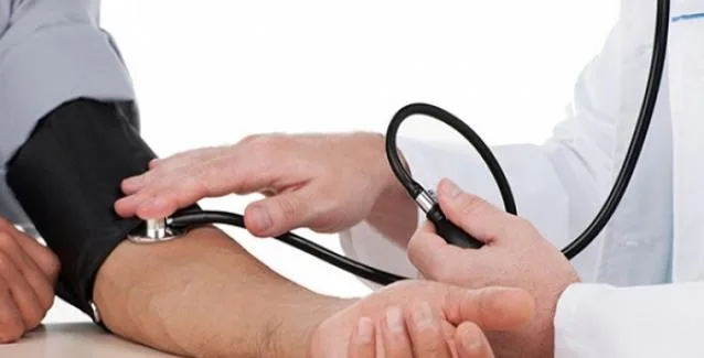 Ερευνα: Η υπέρταση αρχίζει νωρίτερα στις γυναίκες