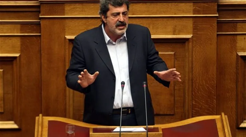 Πολάκης: Εμείς αλλάζουμε την Ελλάδα, εσείς κλάψτε για την σημαία