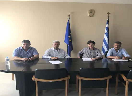 Συνάντηση του Υφυπουργού Παιδείας στο Επιμελητήριο Ηλείας για τη στήριξη του προγράμματος Μαθητείας