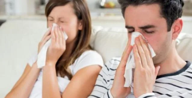 Απλό κρυολόγημα ή γρίπη; Συμπτώματα και διαφορές