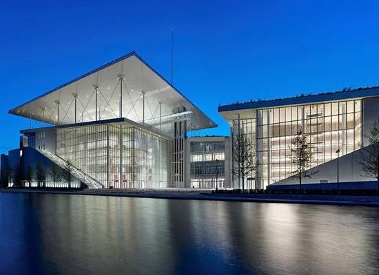 Συναντήσεις Γαβρόγλου με εργαζομένους των ΓΑΚ και της Εθνικής Βιβλιοθήκης