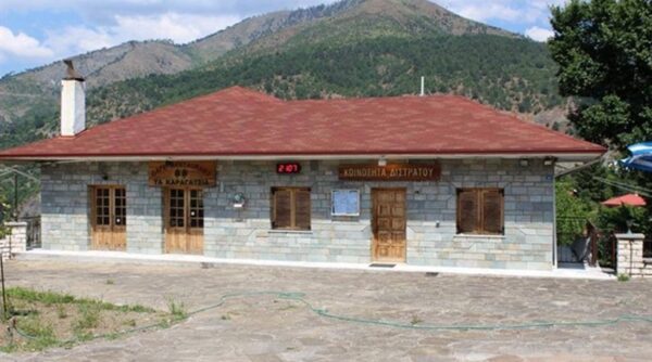 Στον Σμόλικα, στο πιο ορεινό νηπιαγωγείο της Ελλάδας, η δασκάλα έχει μόνο έναν μαθητή