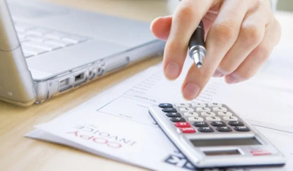 Νέος νόμος για την μαύρη εργασία – Τι αλλάζει στην ασφάλιση των εργαζομένων