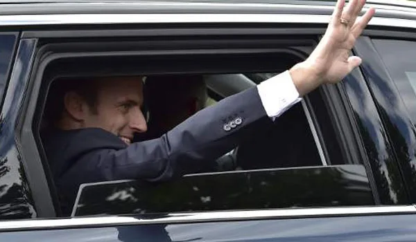 Le Figaro: Πανστρατιά γαλλικών επιχειρήσεων συνοδεύει τον Μακρόν στην Ελλάδα