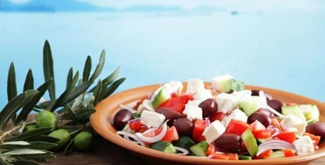 «Φάρμακο» κατά της άνοιας η μεσογειακή διατροφή