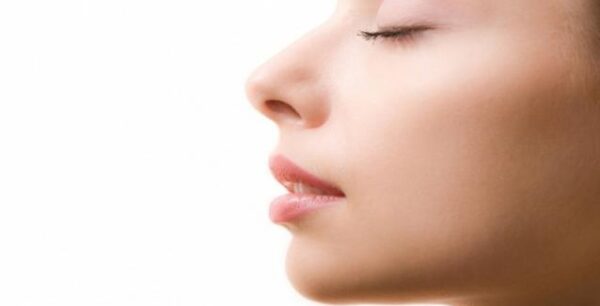 Οι άνθρωποι με κακή όσφρηση είναι πιθανότερο να εμφανίσουν Πάρκινσον