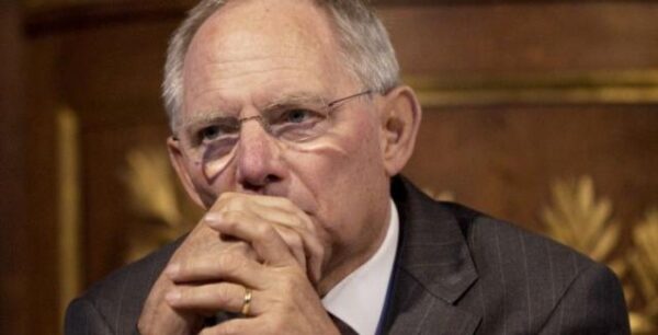 Κανονικά στο επόμενο Eurogroup και στη Σύνοδο του ΔΝΤ ο Σόιμπλε