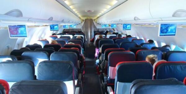 Αεροτοξικό σύνδρομο: Ποιον κίνδυνο κρύβει ο αέρας των αεροπλάνων