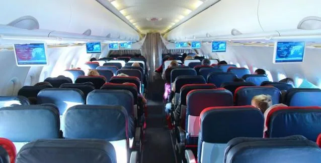 Αεροτοξικό σύνδρομο: Ποιον κίνδυνο κρύβει ο αέρας των αεροπλάνων