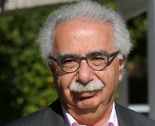 Γαβρόγλου: Η απόφαση των εκδοτών για τα συγγράμματα δικαιολογεί τη στάση του Υπουργείου