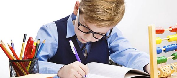 Η καλή όραση του παιδιού απαραίτητη προϋπόθεση για καλές επιδόσεις στα θρανία