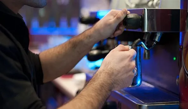 Ευέλικτες μορφές εργασίας 6 στις 10 προσλήψεις τον Σεπτέμβριο