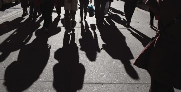 Τρία νέα προγράμματα κατάρτισης για 16.000 ανέργους – Δείτε αν είστε δικαιούχος