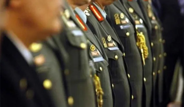 Μειώσεις-σοκ στις συντάξεις ανώτατων αξιωματικών και δικαστικών