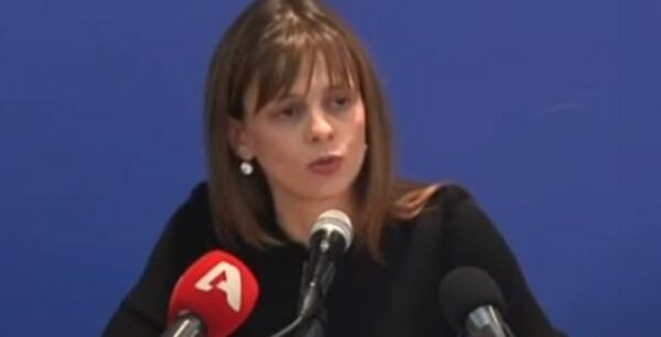 Αχτσιόγλου: Ξεκινάει το πρόγραμμα που θα μετατραπεί το μπλοκάκι σε μισθωτό