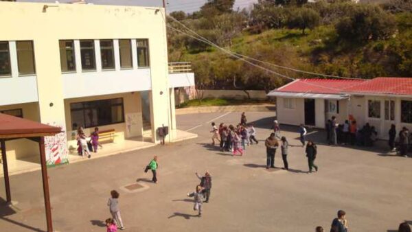 Εγγραφές σε Νηπιαγωγεία και Δημοτικά: Διαδικασία – Ημερομηνίες – Δικαιολογητικά