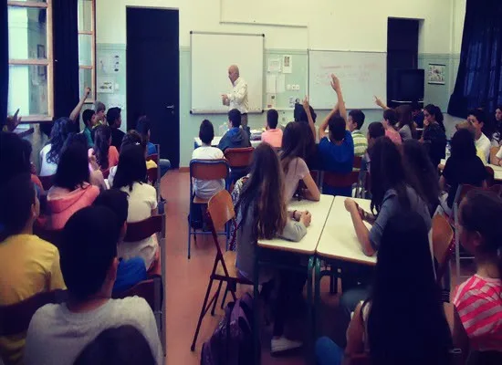 Αποσπάσεις εκπαιδευτικών Δευτεροβάθμιας Εκπαίδευσης στις Ανώτατες Εκκλησιαστικές Ακαδημίες  2017-18