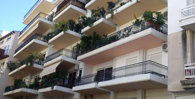 ΕΝΦΙΑ: Θα πληρώσετε φόρο για ακίνητα που καταστράφηκαν από φωτιά ή σεισμό;Τι ορίζουν οι νομικές διατάξεις