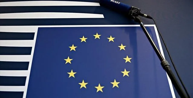 FAZ: Πώς η Ελλάδα έσωσε το ευρώ