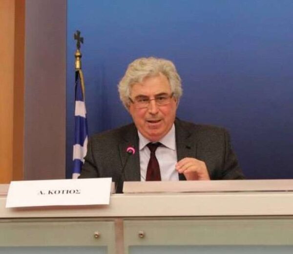 Αγγελος Κότιος: O νέος Πρύτανης του Πανεπιστημίου Πειραιώς