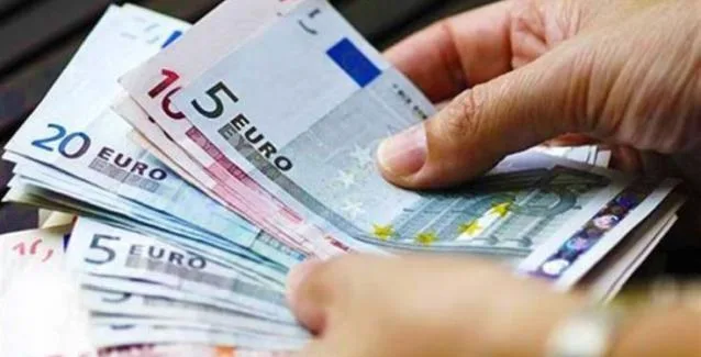 Αντιδράσεις για τις κατασχέσεις ποσών από ακατάσχετους λογαριασμούς