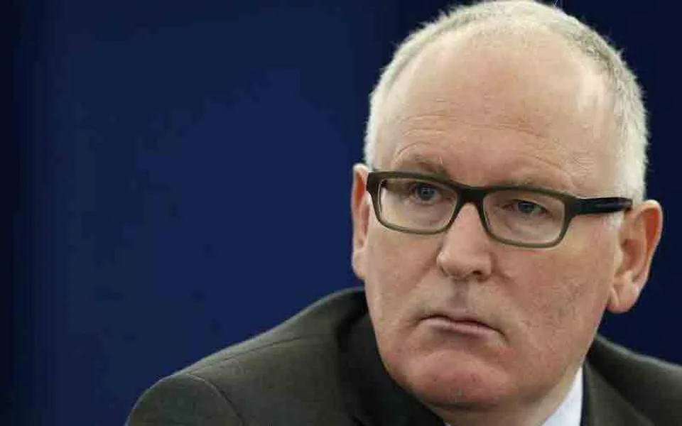 Ο Frans Timmermans επίτιμος διδάκτορας του Πανεπιστημίου Αθηνών