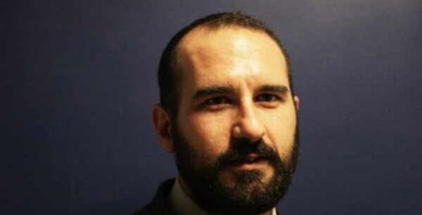 Δημ. Τζανακόπουλος: «Το σκάνδαλο της τηλεκατάρτισης ακουμπά το ίδιο το Μαξίμου» – Στα ΚΕΚ η μερίδα του λέοντος