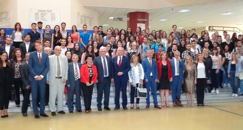 Εντονο το Eλληνικό Φοιτητικό ενδιαφέρον για το προγράμμα “Διεθνείς Κοινοβουλευτικές Υποτροφίες “