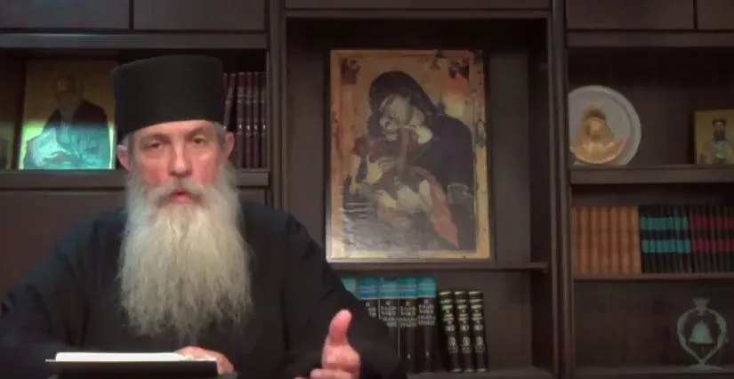 π. Αρσένιος Βλιαγκόφτης: Νέα θρησκευτικά – «Ανοίξτε τις εκκλησίες για τους πρόσφυγες»