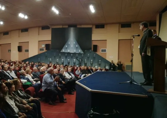 Ο Υφυπουργός Παιδείας στην τελετή βράβευσης των μαθητών των ΕΠΑΛ Πειραιά