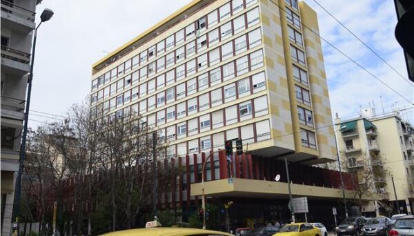 Φοιτητές στο κρύο