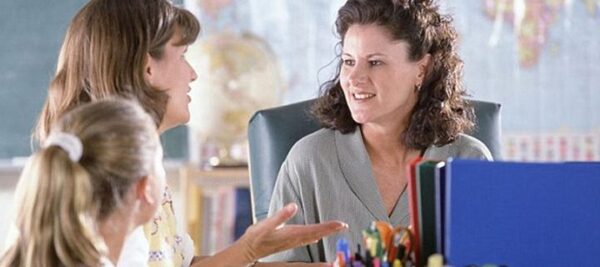 Βασικές ερωτήσεις που πρέπει να κάνεις στον δάσκαλο για το παιδί σου