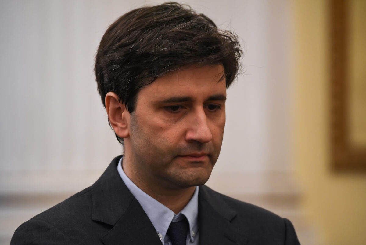 Χουλιαράκης: Η παιδική φτώχεια το μεγαλύτερο πρόβλημα – Eπεκτείνονται τα προγράμματα παιδικών σταθμών