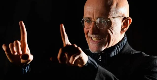 Πραγματοποιήθηκε η πρώτη μεταμόσχευση ανθρώπινου κεφαλιού στον κόσμο