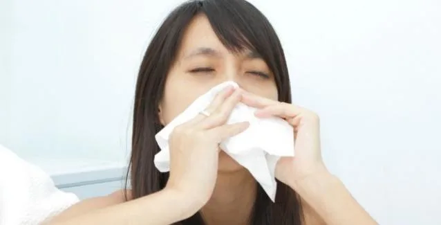 Κορονοϊός: Πόσο μπορεί να διαρκέσει η απώλεια όσφρησης