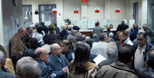 Ασφαλιστικό 2018: Τα «ψαλίδια» σε εργαζόμενους και συνταξιούχους