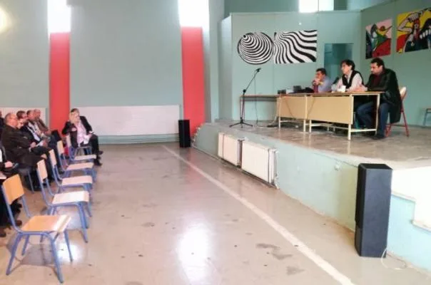 Ο Υφυπουργός Παιδείας Δημήτρης Μπαξεβανάκης στα ΕΠΑΛ του Ν. Κορινθίας