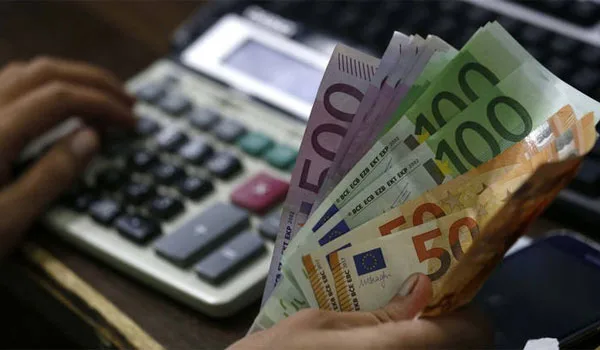 Υπεγράφη η απόφαση για τη ρύθμιση των 120 δόσεων – Ποιους αφορά, τα κριτήρια