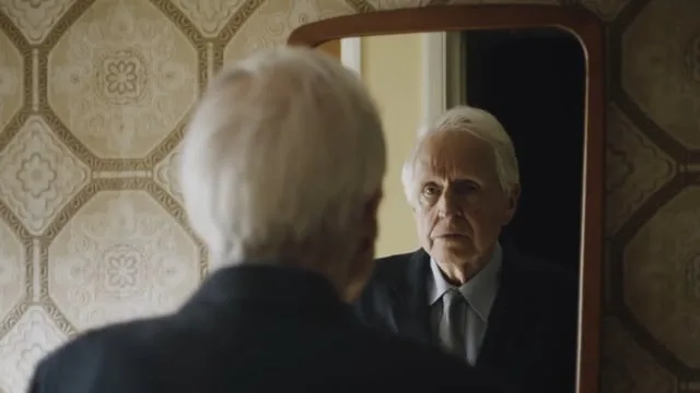 Βίντεο δείχνει τη μοναξιά που νιώθουν οι ηλικιωμένοι τα Χριστούγεννα