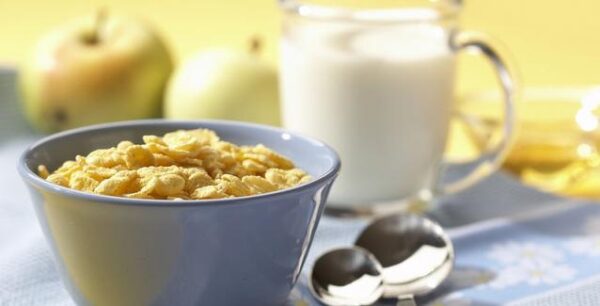 Η παράλειψη του πρωινού συνδέεται με χαμηλότερους βαθμούς στο Λύκειο